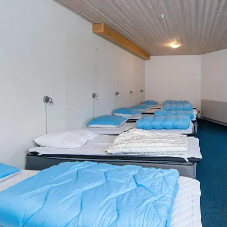 30 Person In Holiday home *